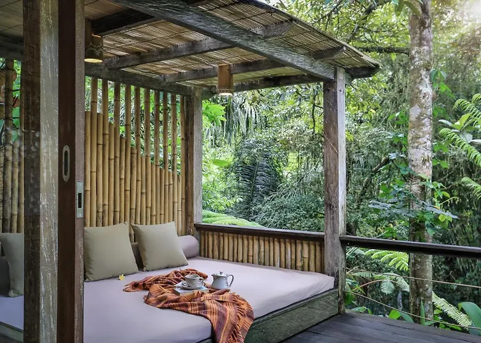 Pramana Giri Kusuma 4*