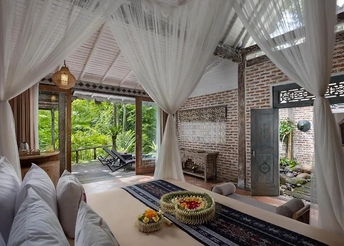 Pramana Giri Kusuma