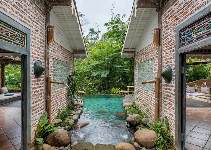 Pramana Giri Kusuma 4*